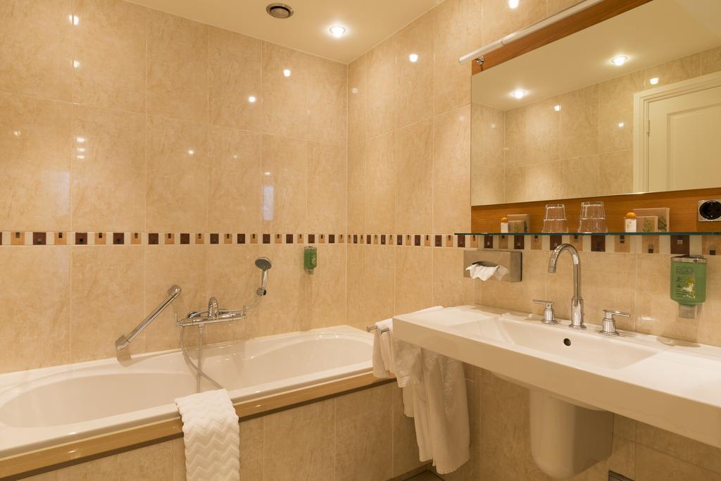 Sense Suites 's-Hertogenbosch  Bagian luar foto